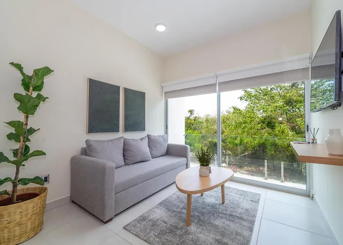 2 Bd With Balcony Gym Rooftop Pool Hot Tub Сasa de vacaciones Playa del Carmen